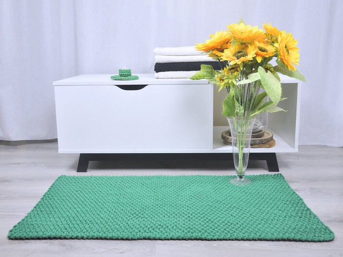 Zielony dywanik do łazienki