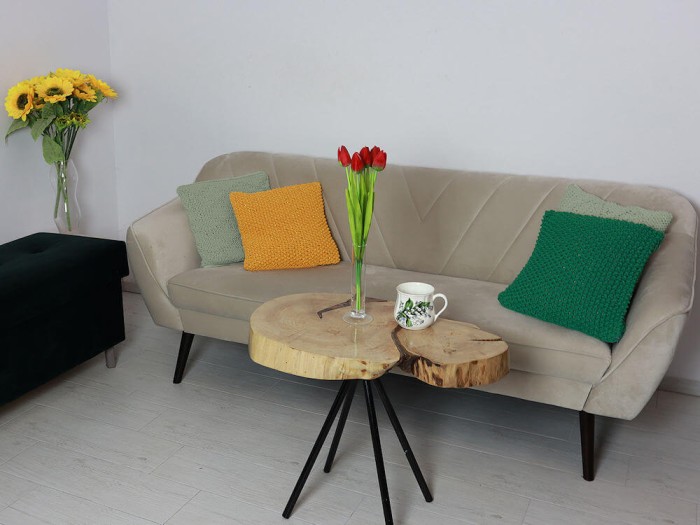 Zielona poduszka dekoracyjna. Wybór rozmiarów i odcieni