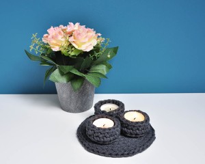 Świecznik dekoracyjny - kolor grafitowy.