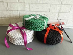 Podkładka na stolik, biała.