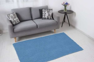 Niebieski dywan do sypialni, salonu.