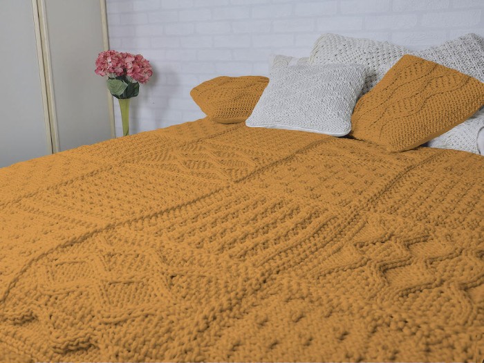 Musztardowa narzuta boho, bawełniana. Wybór rozmiarów 