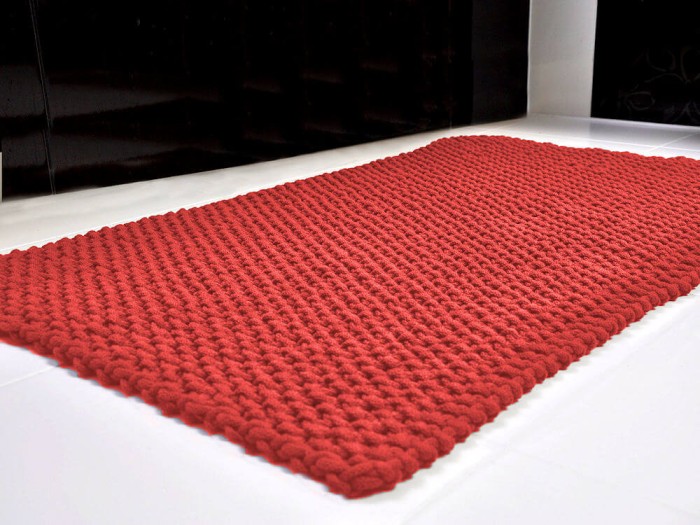 Dywanik łazienkowy czerwony